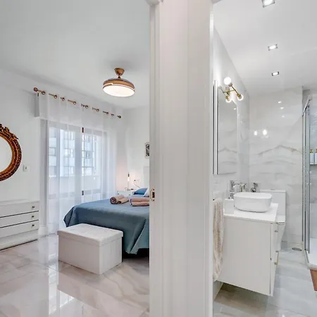 Angeles Center Apartment Marbella