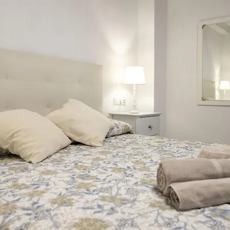 Angeles Center Apartment Marbella